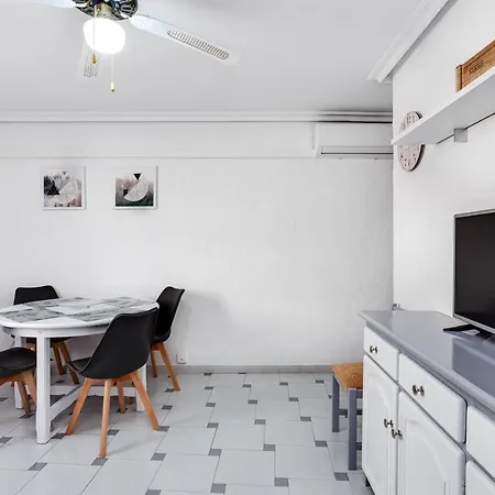 Gumersindo- Apartamento Cerca De La Playa Del Cura